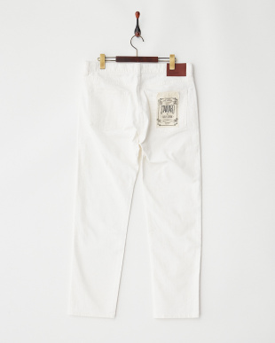 WHITE T17.COLOR PANTを見る