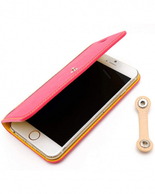 PINK 　SAFFIANO LEATHER SLIM FIT EDITION iPhone 6s／6用を見る