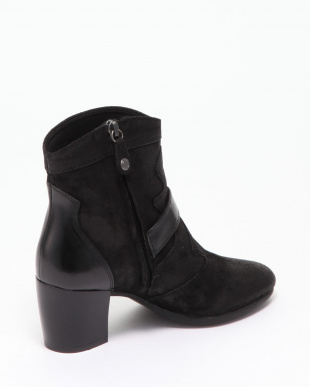 BLACK 　ANKLE BOOTSを見る