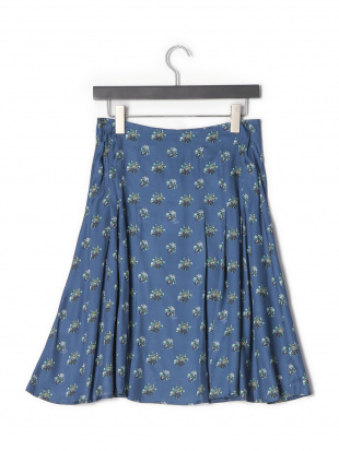 デニムブルー ラップスカート KNEE PLEATED WRAP SKIRT IN FLORAL PRINTED VISCOSEを見る