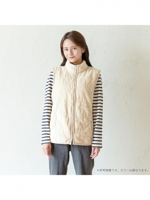PINK シロクマごこち ベストを見る